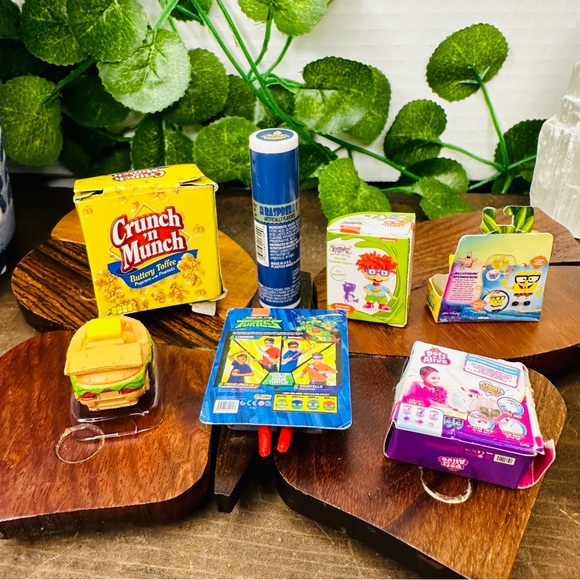 Shopkins Mini Brands Mini Toys SpongeBob TMNT Miniature Toy Bundle - Picture 2 of 4